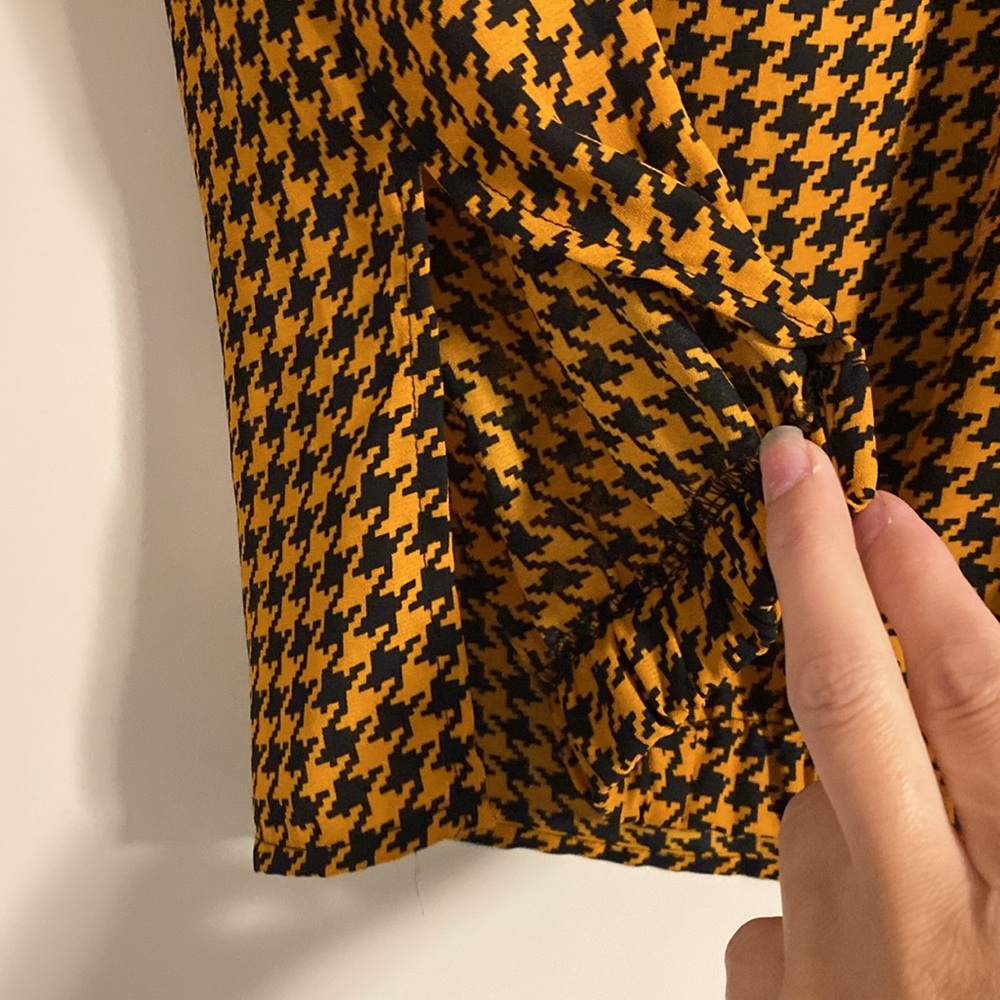 2/$10! RO&DE. Women’s blouse. - Picture 4 of 7